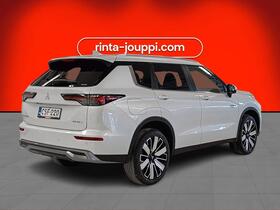 heti ajoon Mitsubishi Outlander