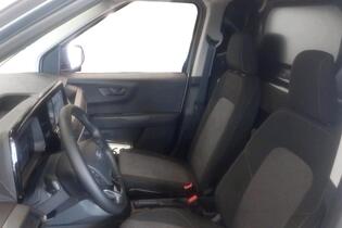 heti ajoon Ford Transit Courier