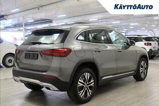 heti ajoon Mercedes-Benz GLA