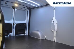 heti ajoon Nissan Primastar