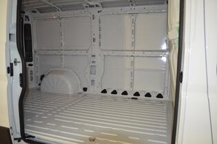 heti ajoon Opel Movano