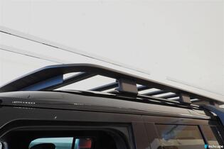 heti ajoon Land Rover Defender