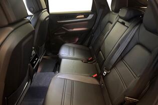 heti ajoon Porsche Cayenne