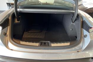 heti ajoon Porsche Taycan