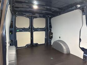 heti ajoon Ford Transit Custom