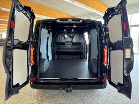 heti ajoon Ford Transit Custom