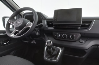 heti ajoon Nissan Primastar