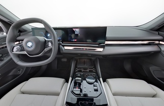 heti ajoon BMW i5