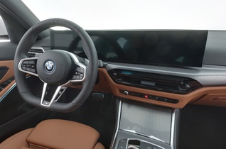 heti ajoon BMW 330