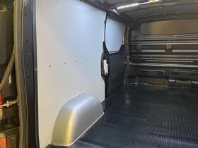 heti ajoon Nissan Primastar