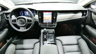 heti ajoon Volvo V90