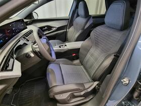 heti ajoon Peugeot E-3008