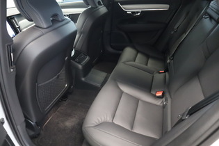 heti ajoon Volvo V90