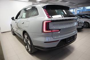 heti ajoon Volvo EX90