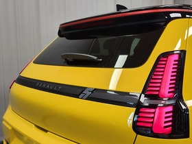 heti ajoon Renault 5