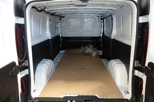 heti ajoon Nissan Primastar