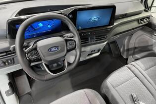 heti ajoon Ford Transit Custom