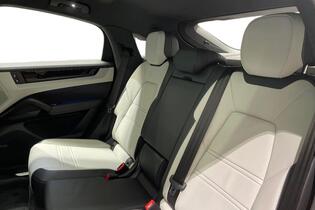 heti ajoon Porsche Cayenne