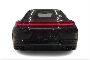 heti ajoon Porsche Panamera