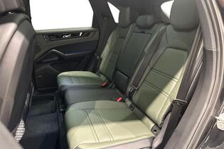 heti ajoon Porsche Cayenne