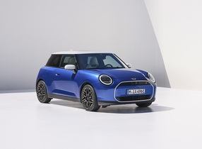 uusi Mini Hatchback