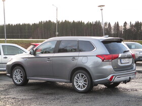 Mitsubishi Outlander PHEV vaihtoauto