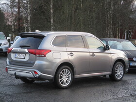 Mitsubishi Outlander PHEV vaihtoauto