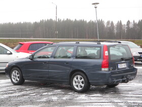 Volvo V70 vaihtoauto