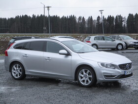 Volvo V60 vaihtoauto