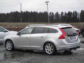 Volvo V60 vaihtoauto