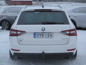 Skoda Superb vaihtoauto