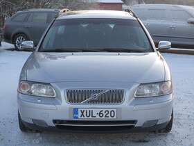 Volvo V70 vaihtoauto