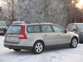 Volvo V70 vaihtoauto