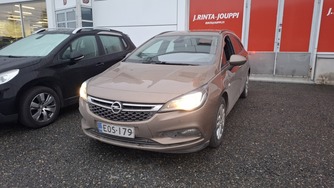 Opel Astra vaihtoauto