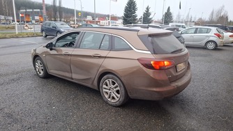 Opel Astra vaihtoauto