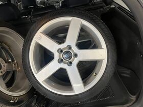 Volvo V70 vaihtoauto