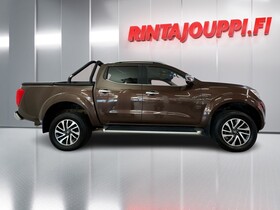 Nissan Navara vaihtoauto