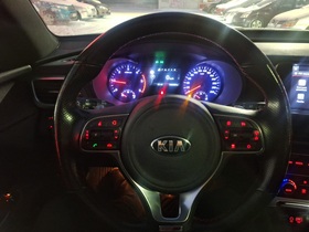 Kia Optima vaihtoauto