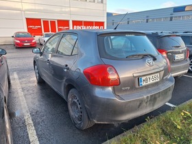 Toyota Auris vaihtoauto