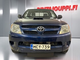 Toyota Hilux vaihtoauto