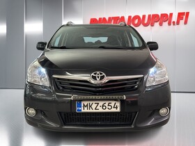 Toyota Verso vaihtoauto