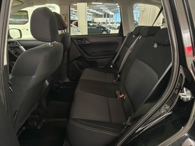 Subaru Forester vaihtoauto