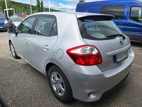 Toyota Auris vaihtoauto