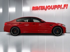 BMW M5 vaihtoauto