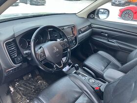 Mitsubishi Outlander vaihtoauto