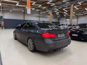 BMW 330 vaihtoauto