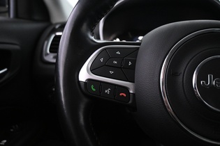 Jeep Compass vaihtoauto