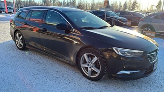 Opel Insignia vaihtoauto