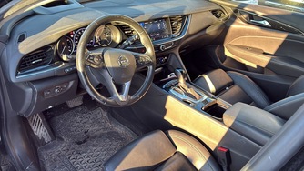 Opel Insignia vaihtoauto