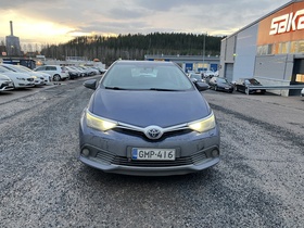 Toyota Auris vaihtoauto